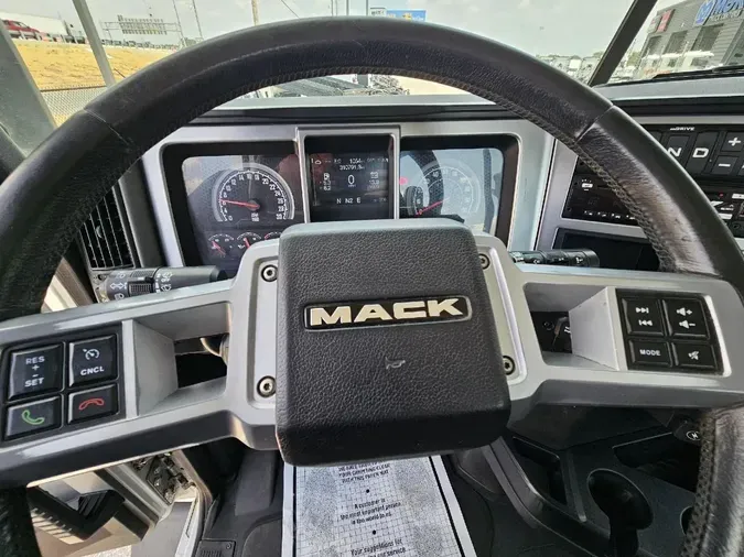 2019 MACK Anthem