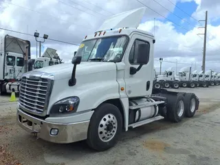 2018 FREIGHTLINER/MERCEDES CASCADIA 125