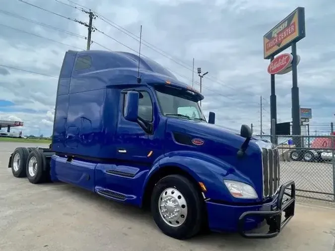 2022 Peterbilt 579