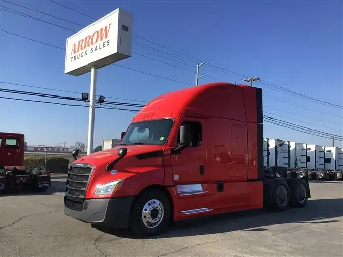 2022 FREIGHTLINER CASCADIA