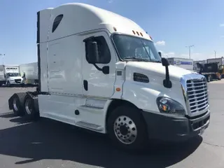 2017 FREIGHTLINER X11364ST