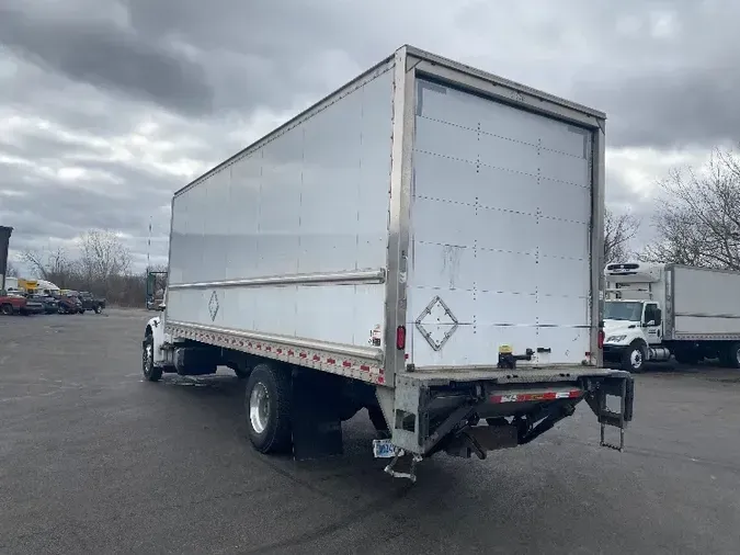 2019 Freightliner M2