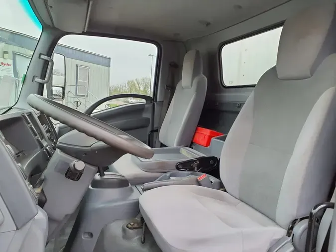 2019 ISUZU NPR