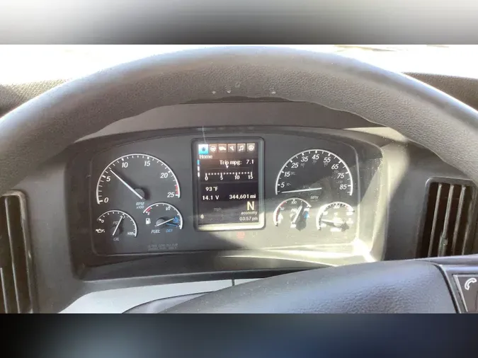 2022 Freightliner Cascadia 126