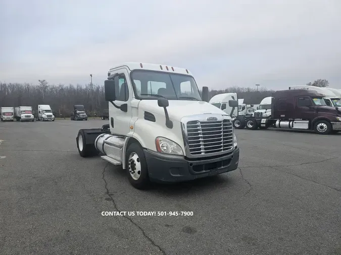 2019 FREIGHTLINER/MERCEDES CASCADIA 113