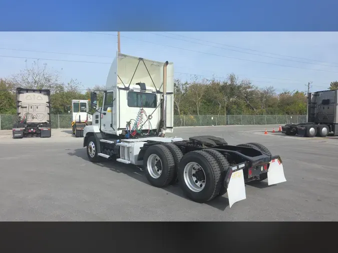2018 Mack Anthemd555cf0045391e8e014384b941beca8d