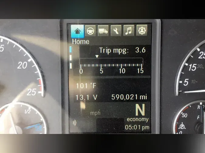 2021 Freightliner Cascadia 126