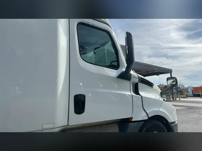 2020 Freightliner Cascadia 126d5560d6c4843a7cc5afa1f18981e2a7f