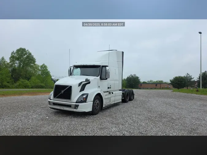 2018 Volvo VNL 740