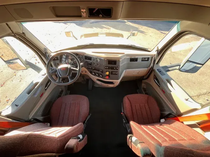 2022 Peterbilt 579d55b214ad144a04cfe69c919cc446ad6