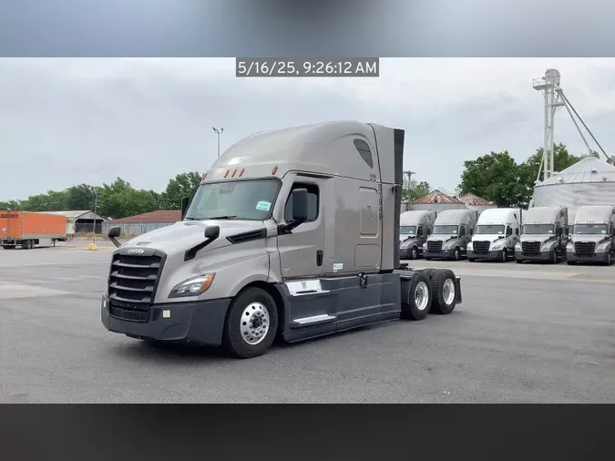 2021 Freightliner Cascadia