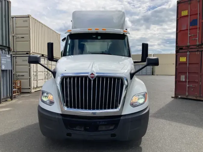 2019 NAVISTAR INTERNATIONAL LT625 DAYCAB T/A