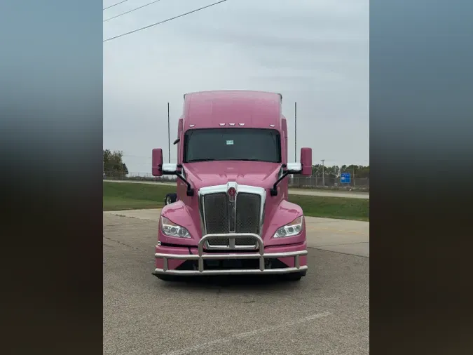 2024 KENWORTH T680d55ee33cb29574a3048e3bb6e31c00d3