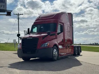 2023 FREIGHTLINER Cascadia 126