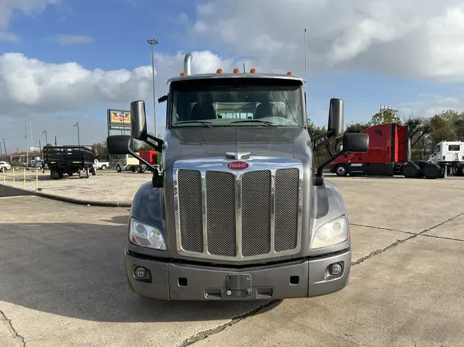 2019 Peterbilt 579