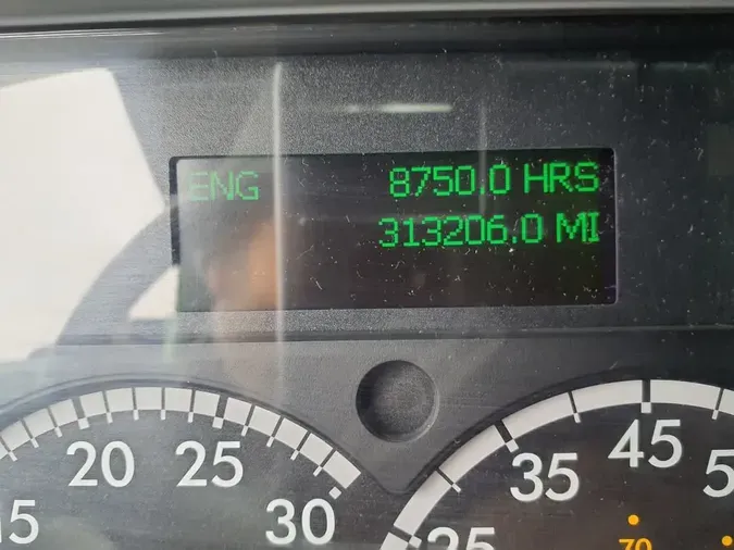 2016 FREIGHTLINER/MERCEDES M2 106