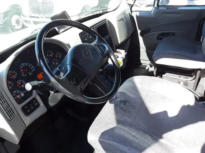 2019 NAVISTAR INTERNATIONAL 4300 LP