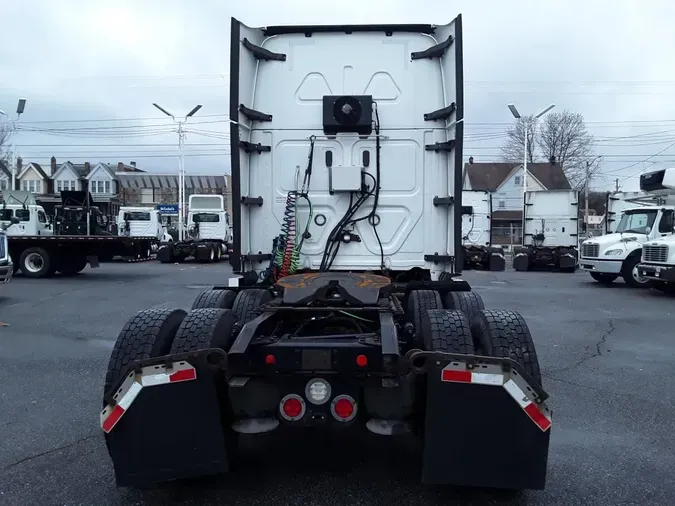 2019 FREIGHTLINER/MERCEDES CASCADIA 125