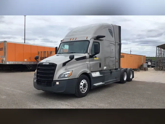 2021 Freightliner Cascadia