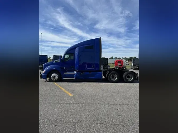 2021 KENWORTH T680