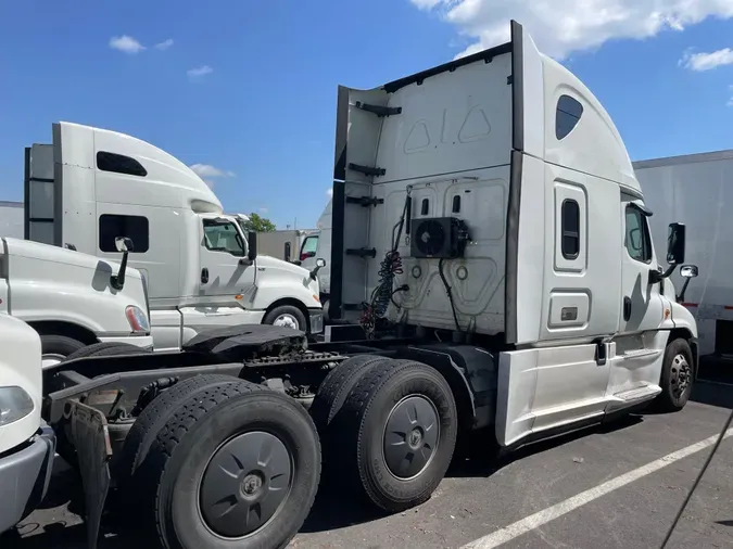 2019 FREIGHTLINER/MERCEDES CASCADIA 125