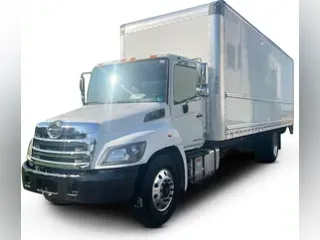 2020 Hino 268A