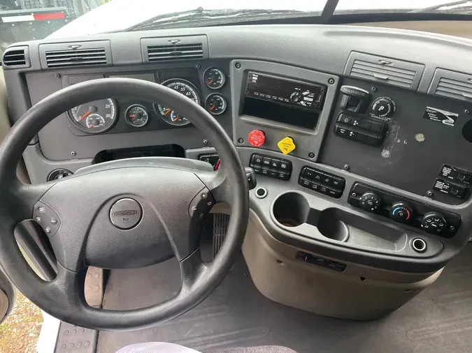 2019 FREIGHTLINER/MERCEDES CASCADIA 125