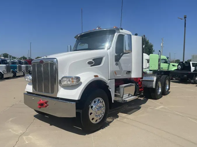 2022 Peterbilt 567