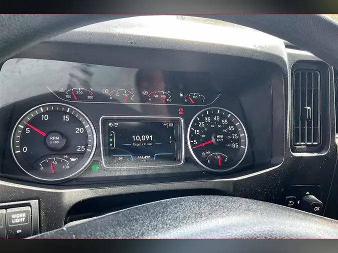 2022 INT LT625 6x4d5792388810bd565ba7224139f04ff76