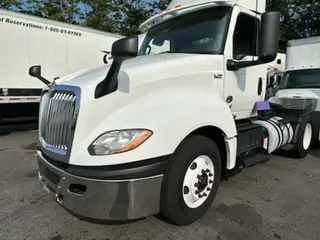 2019 NAVISTAR INTERNATIONAL LT625 DAYCAB T/A