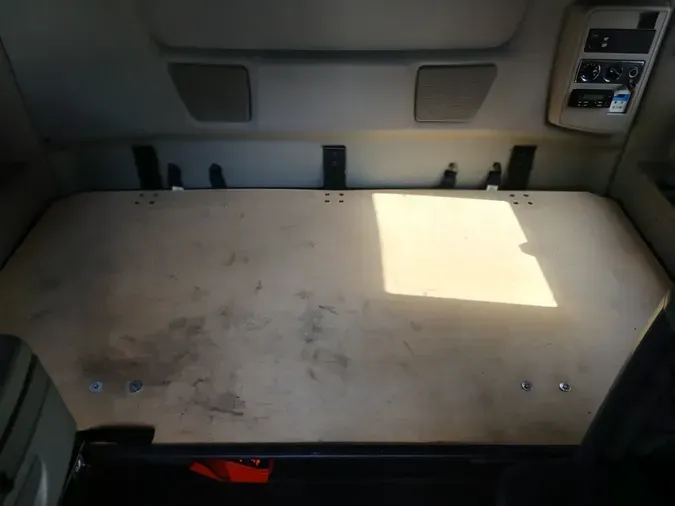 2020 NAVISTAR INTERNATIONAL LT625 SLPR CAB