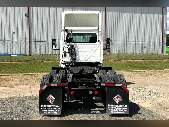 2019 INT LT625 6x4
