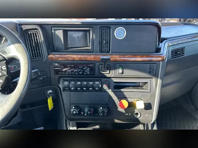 2020 INTERNATIONAL RH613