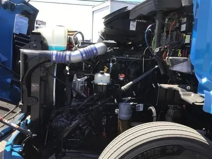 2022 PETERBILT 579