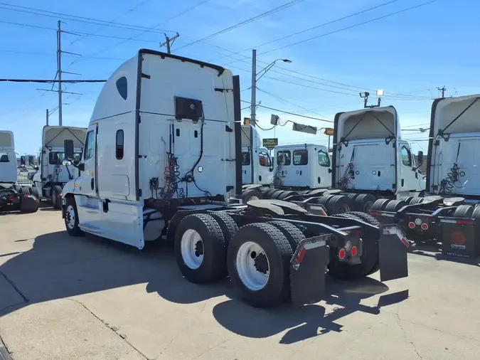 2020 FREIGHTLINER/MERCEDES CASCADIA 125