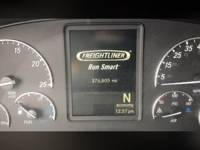 2019 Freightliner Cascadia 126