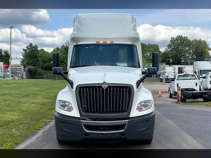 2022 INT LT625 6x4