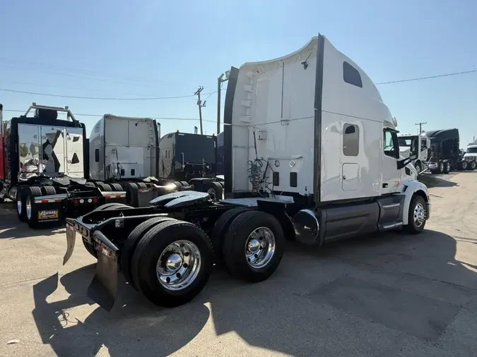 2022 Peterbilt 579