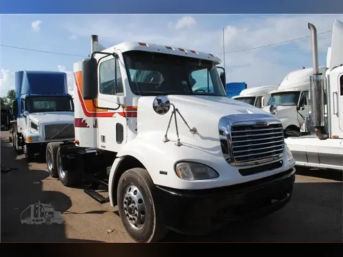 2007 FREIGHTLINER COLUMBIA 112