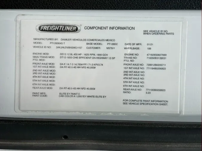 2022 Freightliner Cascadia 126