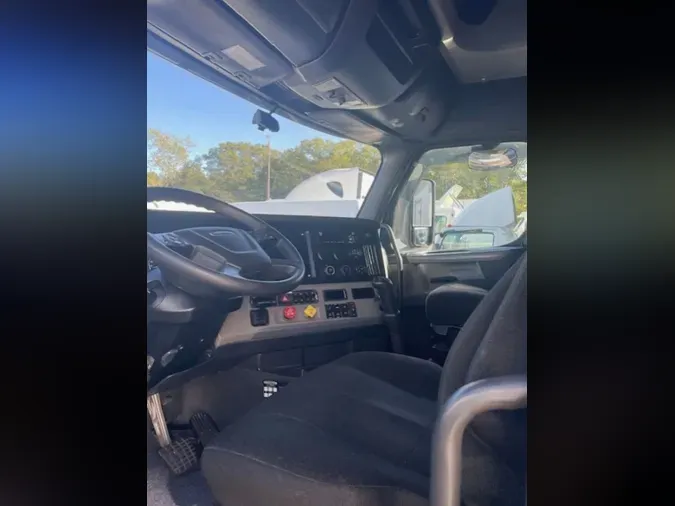 2019 FREIGHTLINER/MERCEDES NEW CASCADIA PX12664