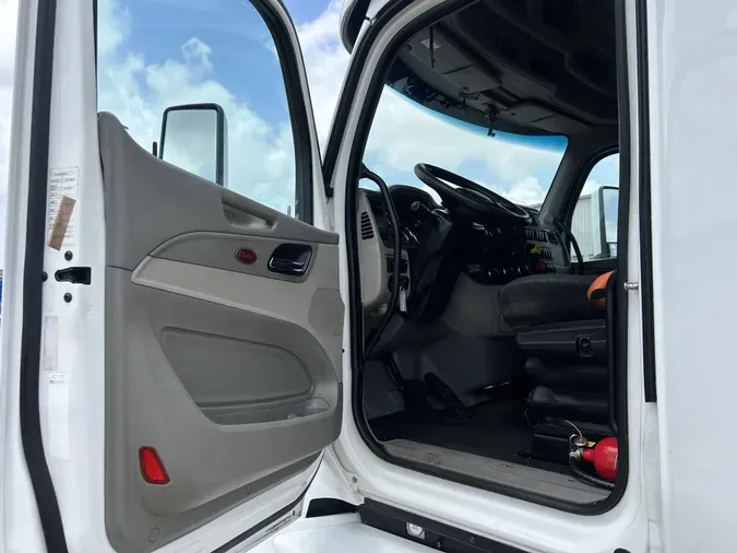 2020 Peterbilt 579