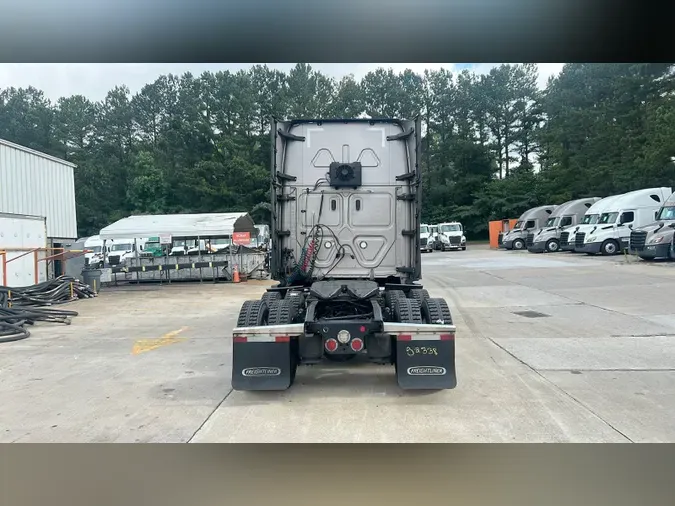 2022 Freightliner Cascadia