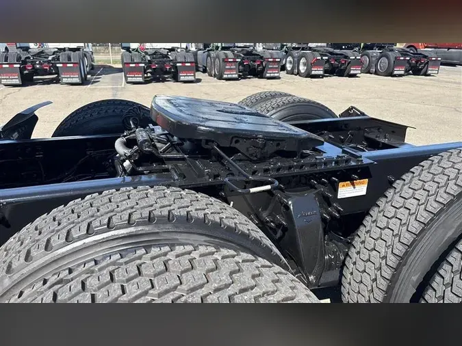 2022 FREIGHTLINER CA126