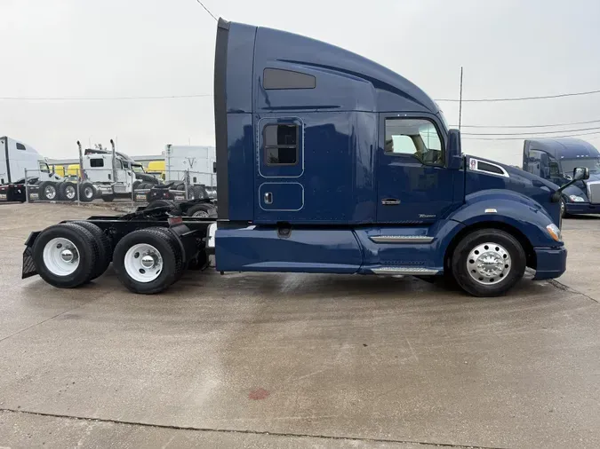 2022 Kenworth T680
