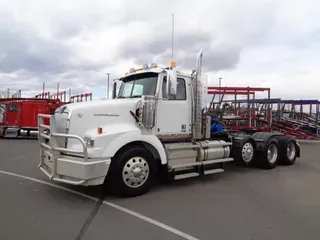 2019 WESTERN STAR 4900SA