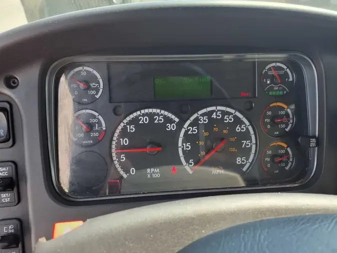2021 FREIGHTLINER M2 106