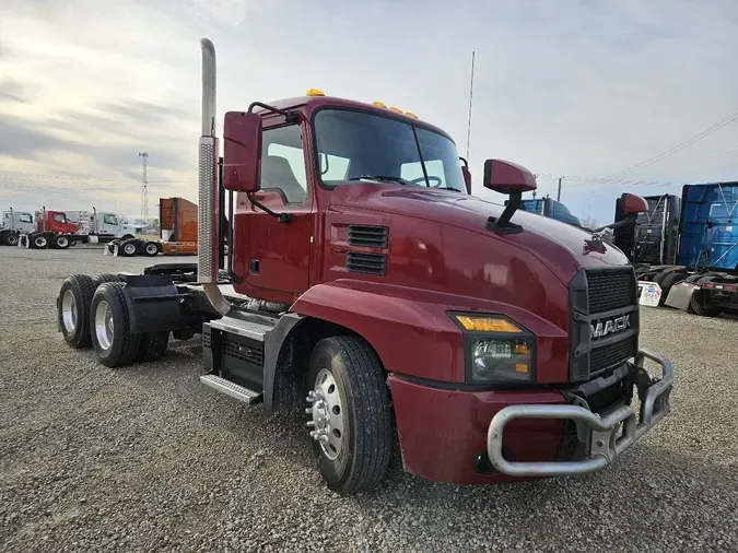 2019 MACK ANTHEM AN64T