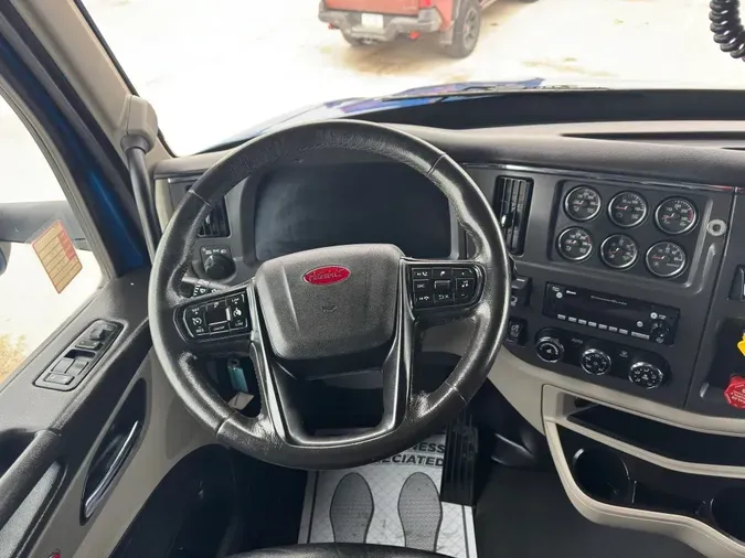 2023 PETERBILT 579