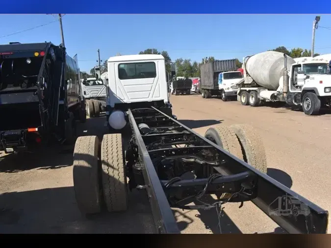 2024 MACK MD6